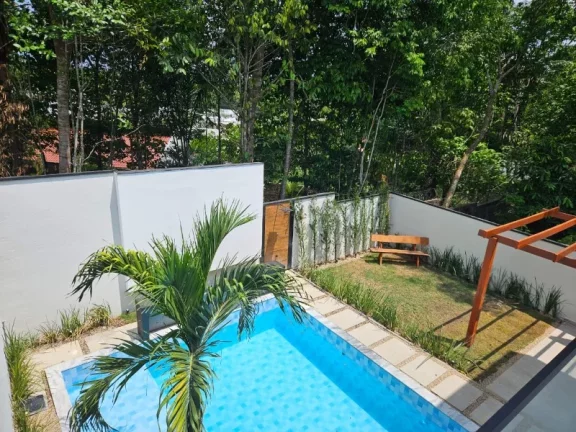 Imagem Casa nova em Alto Padrão, no condomínio Reserva do Parque , no bairro Ponta Negra , com 3 suítes e piscina com hidromassagem, aceita Financiamento