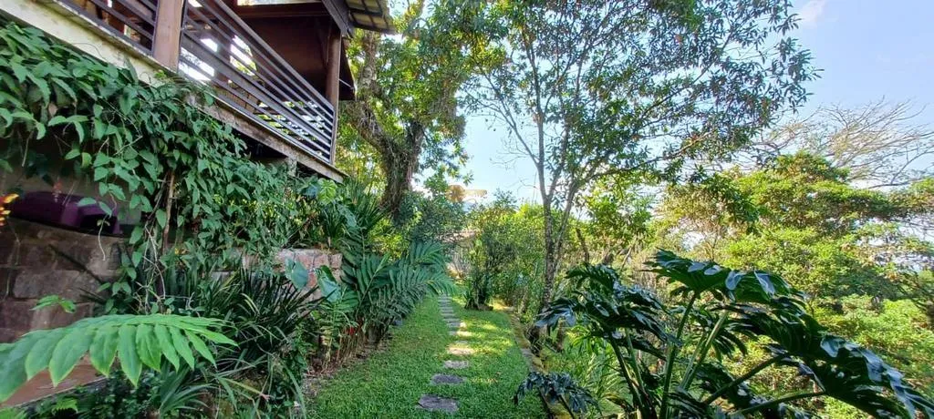 Imagem Casa em Condomínio para Venda em Guapimirim / no bairro Limoeiro