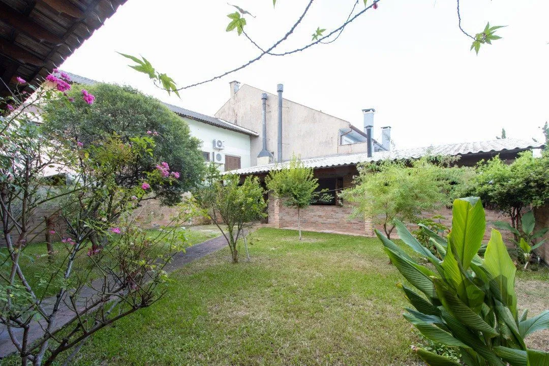 Imagem Casa para Venda - 267.81m², 3 dormitórios, sendo 1 suites, 4 vagas - Ipanema
