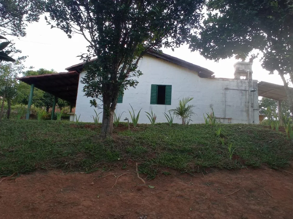 Imagem Vendo chácara em Crucilândia/MG - com 4.500 m² de área