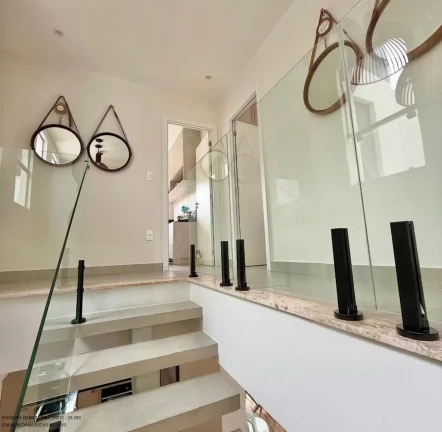 Imagem Casa em Condomínio de Alto Padrão com 4 Quartos e 2 Suítes em Catu de Abrantes, Camaçari-BA - 150m² - Imperdível!