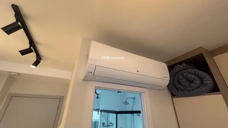 Imagem Apartamento de alto padrão para locação em Pinheiros, São Paulo-SP: 1 quarto, 1 sala, 1 banheiro, 24,50 m² de área.