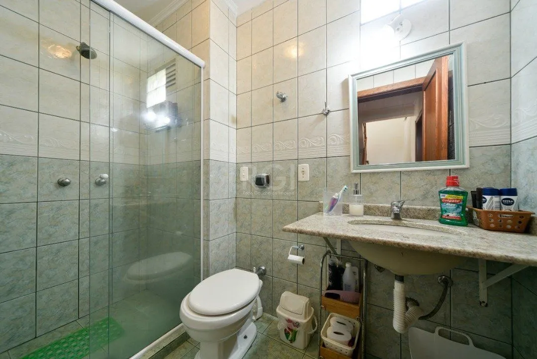 Imagem Casa Condominio para Venda - 240m², 3 dormitórios, sendo 1 suites, 3 vagas - Tristeza