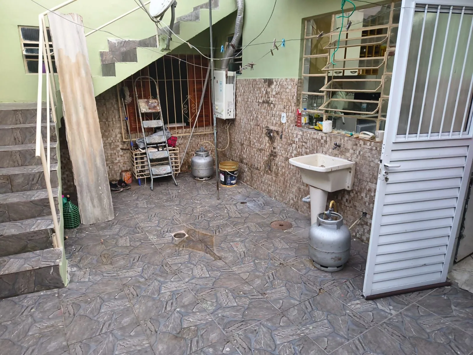 Imagem Casa com 2 vagas de garagem para carros pequenos