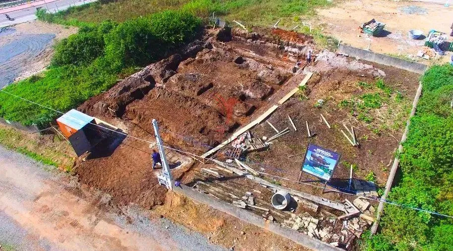 Imagem Exclusividade Quadra Mar: Terreno com Vista Permanente no Itacolomí, Balneário Piçarras