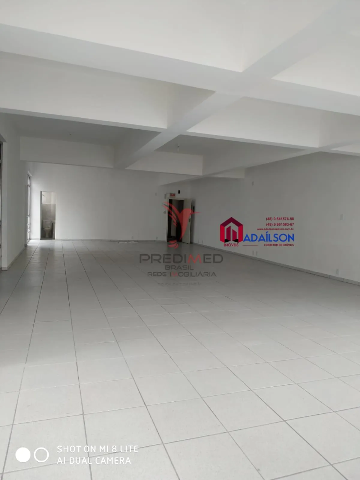 Imagem Sala Comercial em Floripa SC com 2 banheiro à Venda, 145 m² De R$ 700.000 por 649.899.00