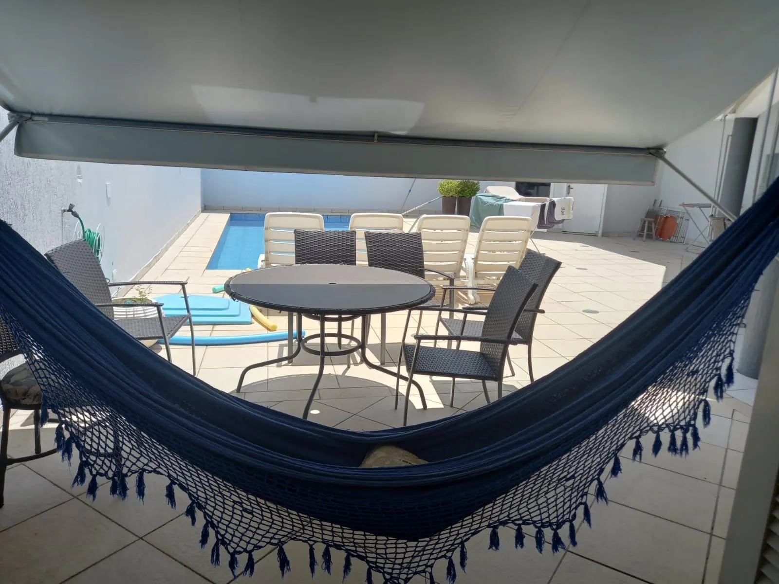 Imagem Vende-se sobrado com 5 quartos (3 suítes), 428m² e 3 vagas - Alto Petrópolis