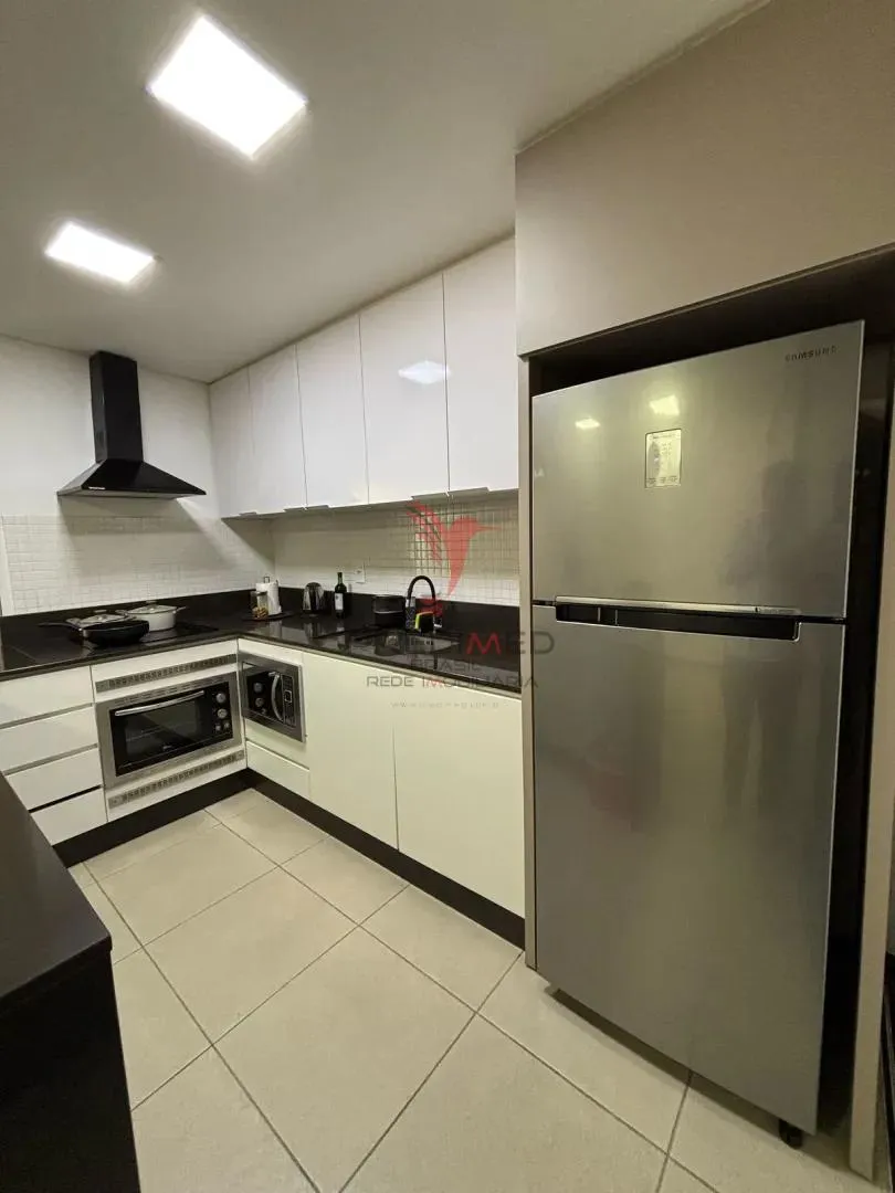 Imagem Casa de Alto Padrão em Piçarras - Jacuzzi Privativa, 3 Suites, Área Gourmet, 4 Vagas
