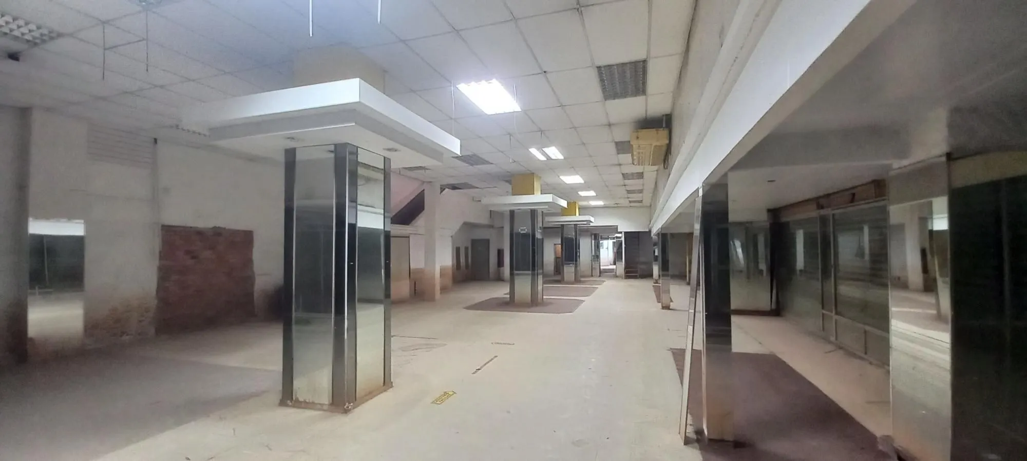 Imagem Prédio Comercial em Centro Histórico