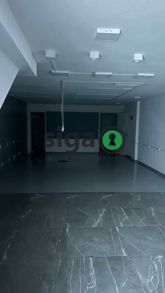 Imagem Prédio Comercial 260m² a 800m Metrô Tatuapé | Versátil e C/ Vagas.