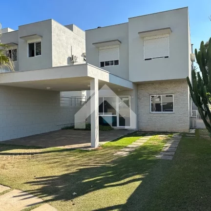 Imagem Casa de Condomínio em Jardim Pioneiro - Cotia