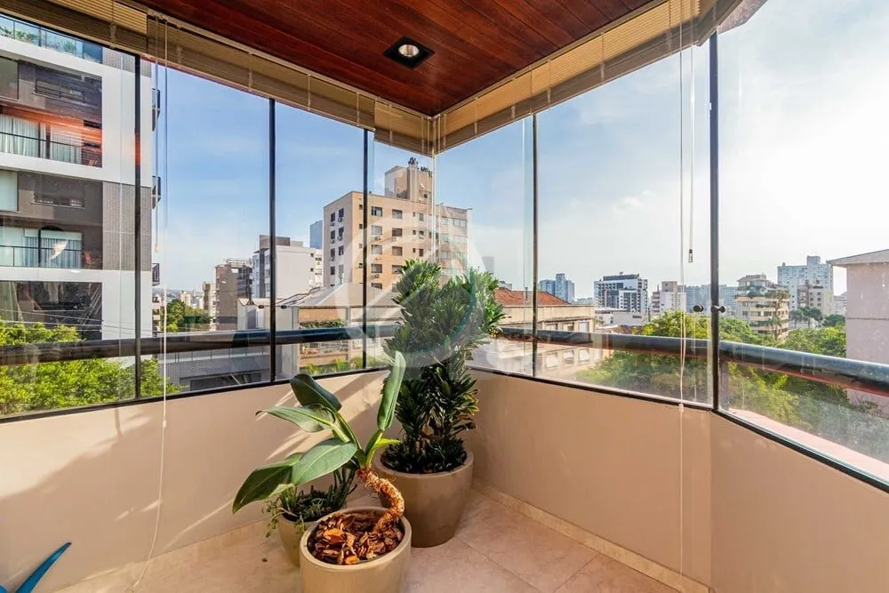 Imagem Nesse apartamento sobra coisa boa! Andar inteiro! Alto astral, sol, vista, espaço, bem-estar, local...