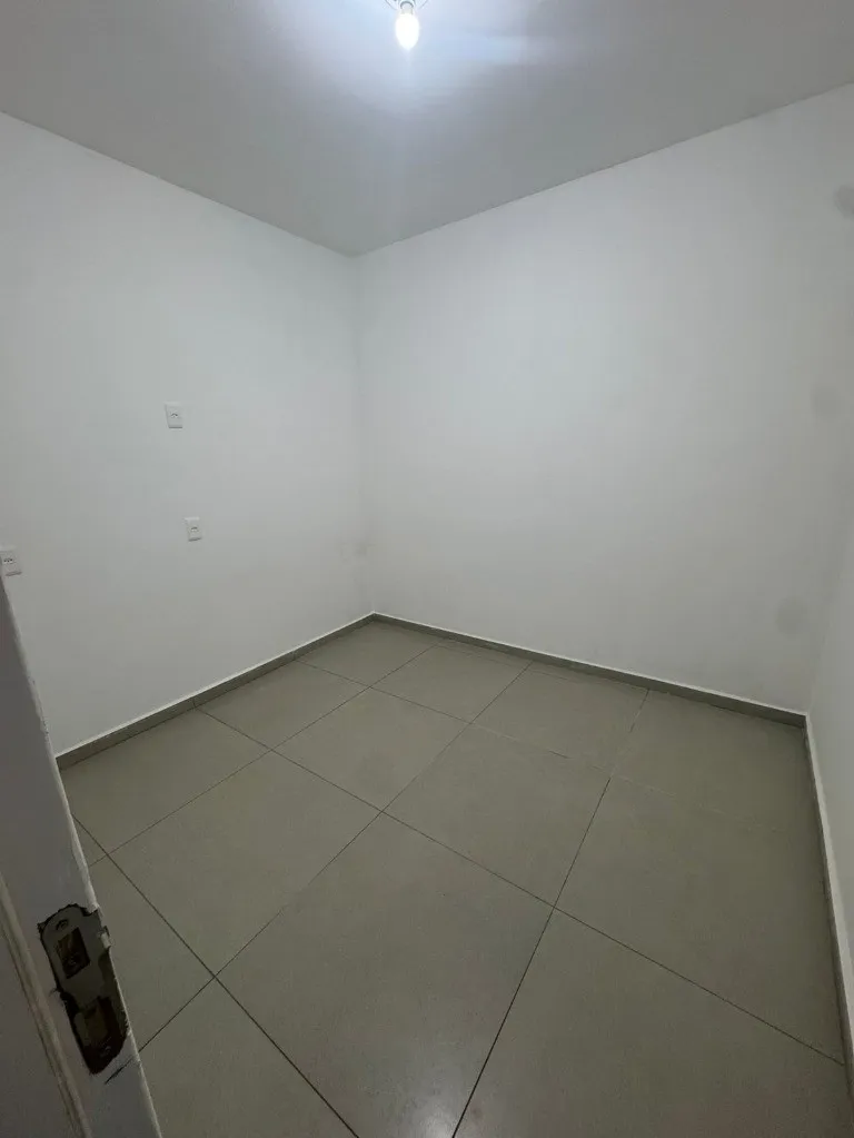 Imagem Imperdível casa para locação em São Caetano do Sul-SP, bairro Mauá: 4 quartos, 2 banheiros, 1 vaga, 85m². Confira!