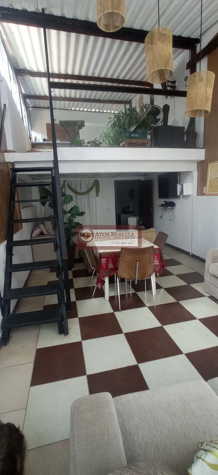 Imagem Vendo OPORTUNIDADE, Assobradado de 148m² no Jardim Castro Alves, com 2 dormitórios, 2 Vagas de Garagem, terraço com churrasqueira, por R$265K para venda.
