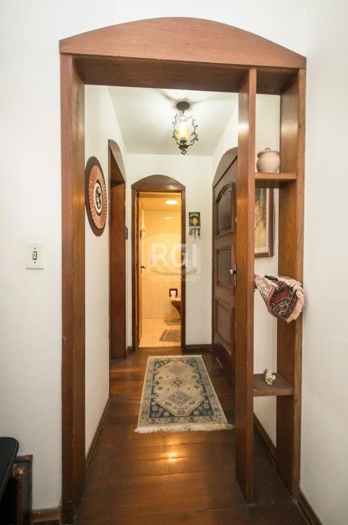 Imagem Cobertura para Venda - 237.88m², 3 dormitórios, sendo 1 suites, 2 vagas - Moinhos de Vento