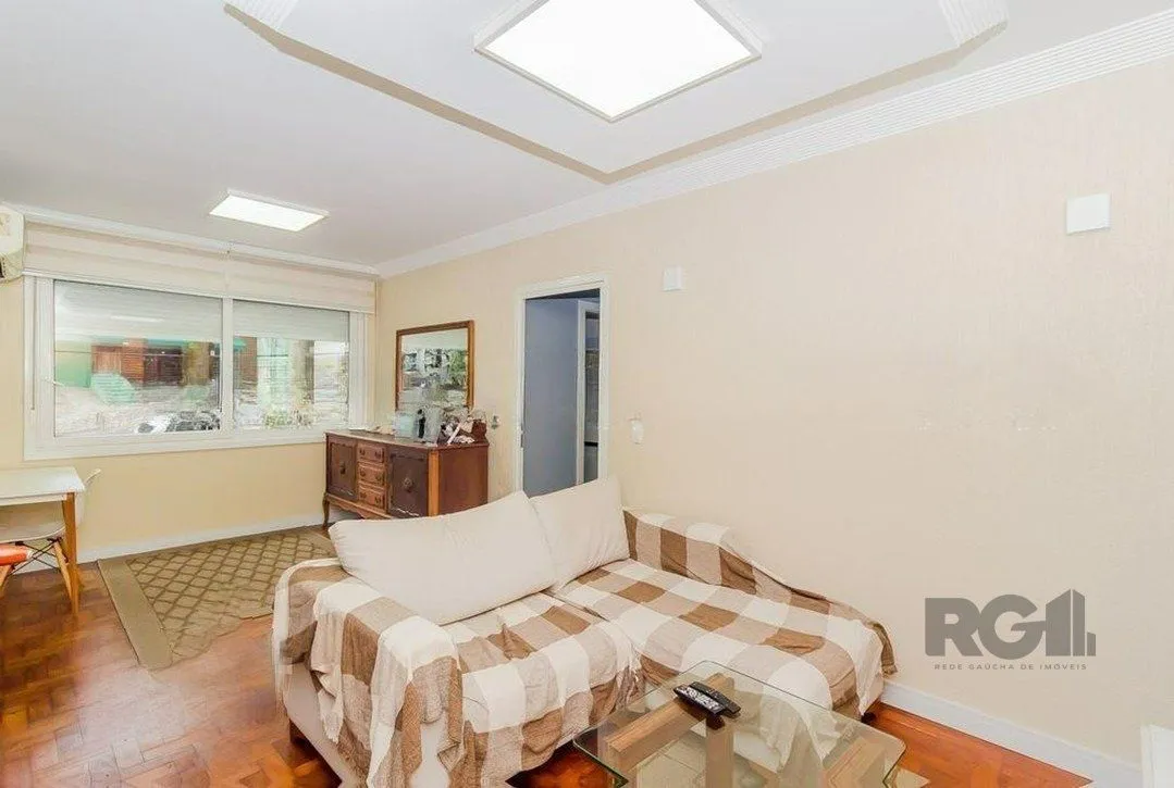 Imagem Apartamento 2 dormitórios à venda Rio Branco Porto Alegre/RS