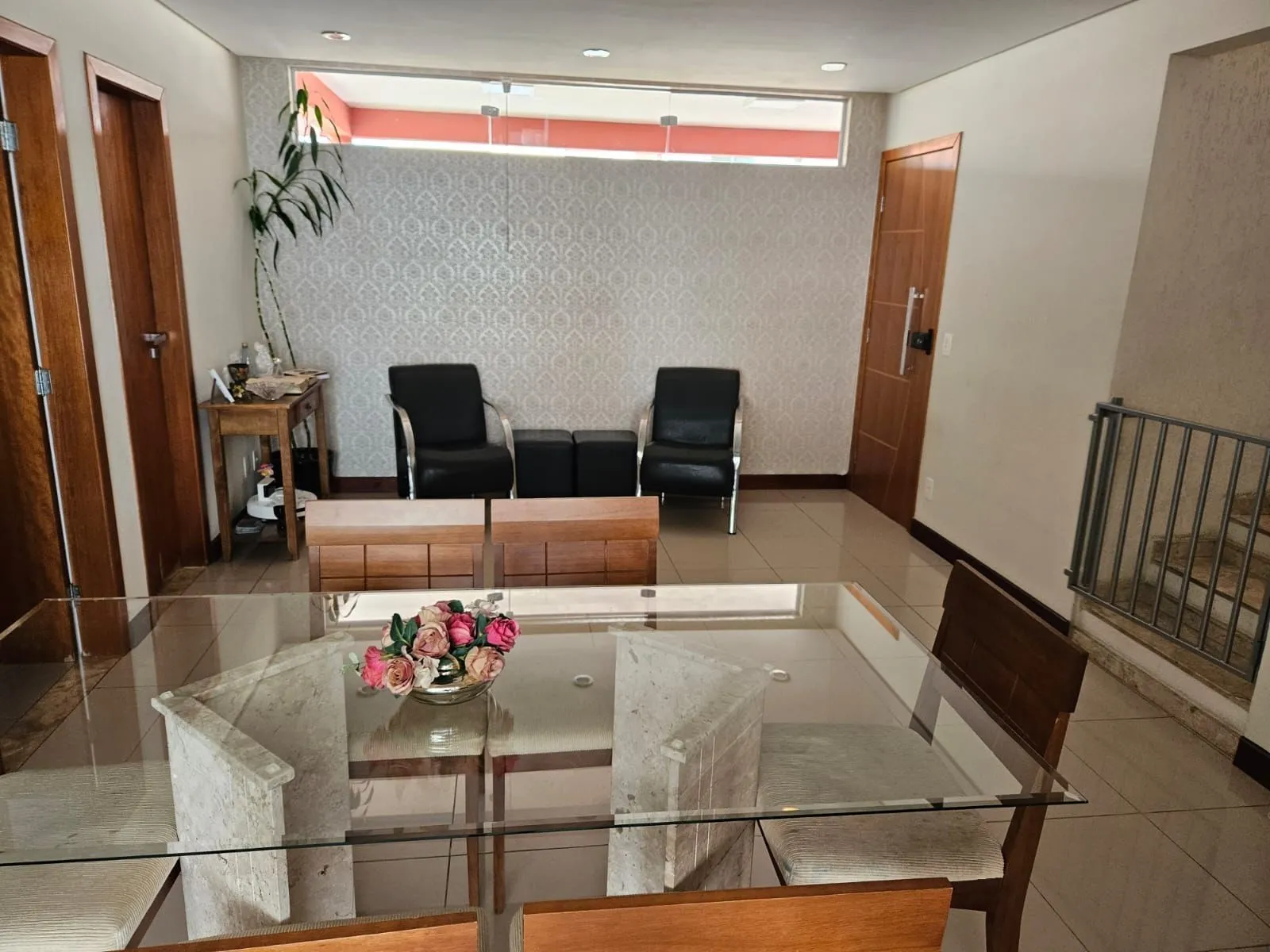 Imagem Viva o Sonho: Sobrado de Luxo no Condomínio Residencial Planalto