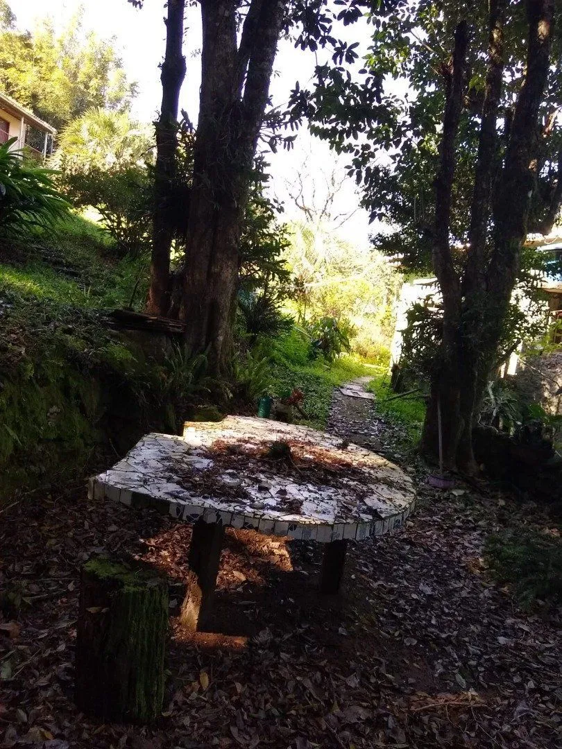 Imagem Terreno em Cascata