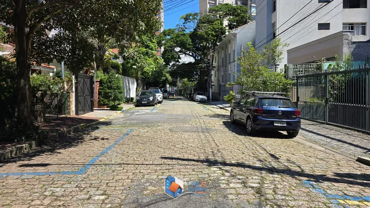 Imagem Casa de vila para venda em Perdizes com 4 quartos, 250m²