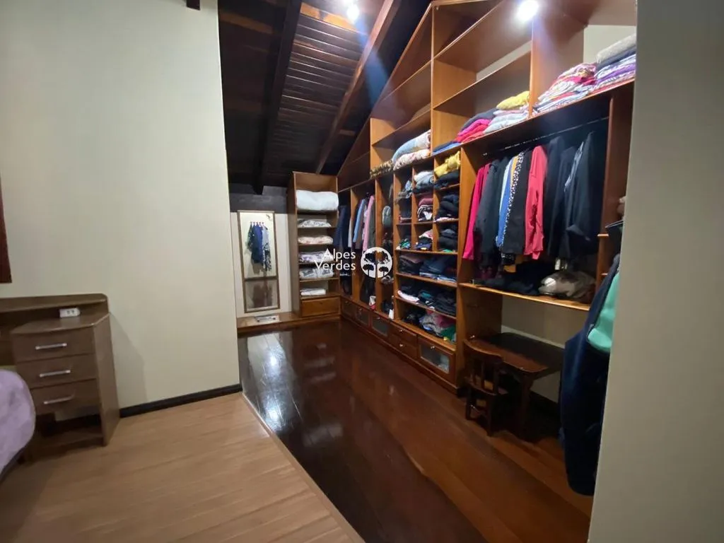 Imagem Vende-se apartamento em Canela a 3 minutos da Catedral de Pedra
