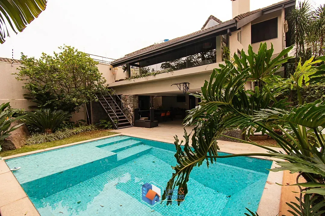 Imagem Sobrado para venda em Jardim Virginia Bianca com 4 quartos, sendo 3 suítes, 312m²