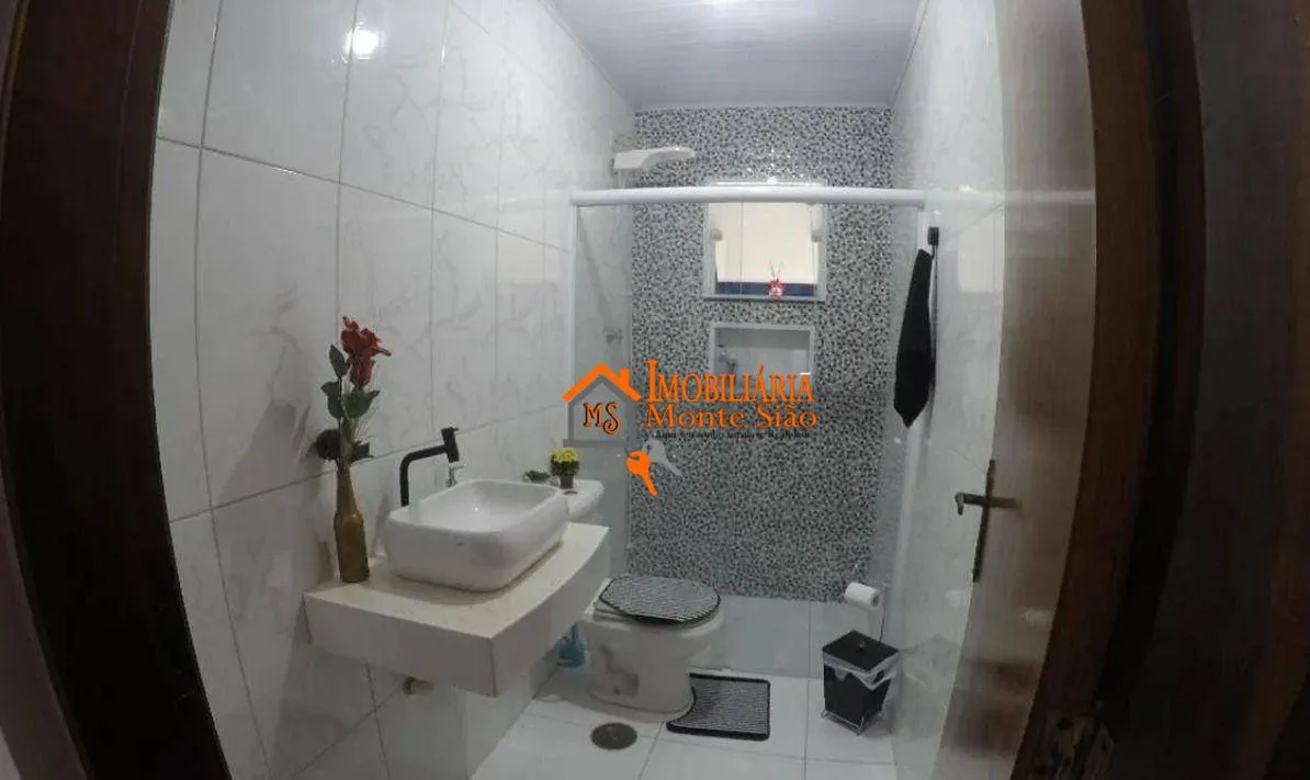 Imagem Sobrado com 3 dormitórios à venda, 229 m² por R$ 712.000 - Vila Augusta - Guarulhos/SP