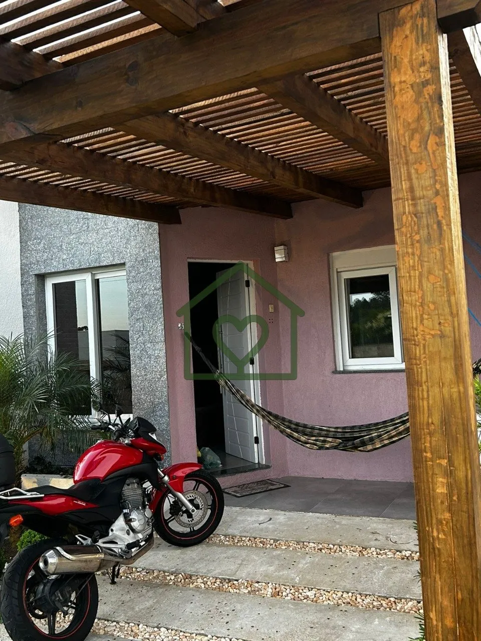 Imagem CASA TÉRREA à venda em Lomba do Pinheiro, Porto Alegre

Imóvel com 2 quartos, living para 2 ambie...