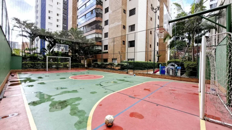 Imagem Apartamento lindo e reformado à venda, 4 quartos, condomínio completo, torre única, 3 vagas!!