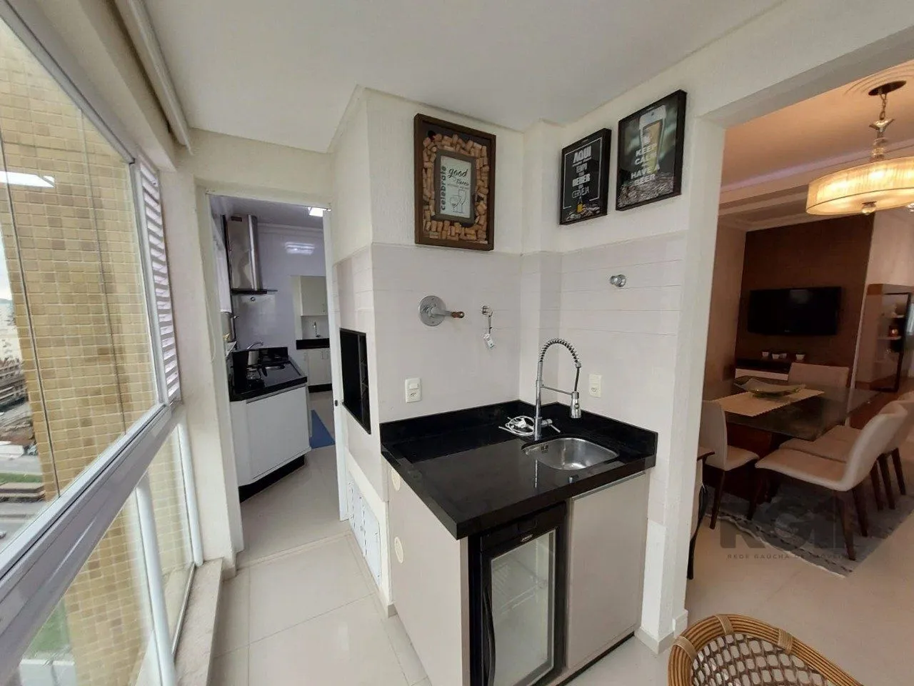 Imagem APARTAMENTO 3 SUITES - ANDAR ALTO - VISTA PARA O MAR - MEIA PRAIA - ITAPEMA - SC