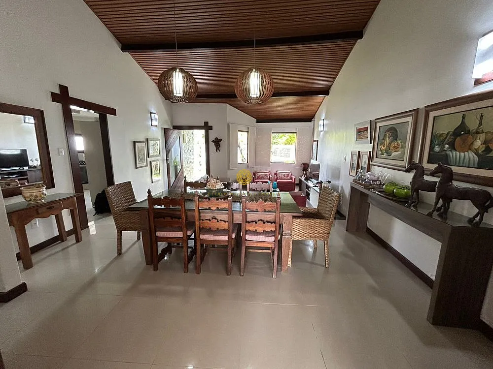 Imagem Casa em Guarajuba, 8 quartos com piscina, perto da praia