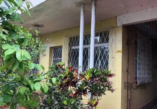Imagem CASA SOBRADO NO CRISTO REDENTOR DE 5 DORMITÓRIOS E 3 VAGAS