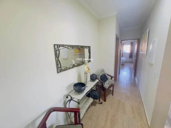 Imagem Casa com 4 suítes em condomínio a venda em Porangaba - SP