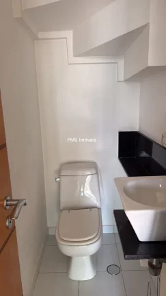Imagem Apartamento Duplex para locação em Moema, com 2 quartos, 1 sala, 2 vagas.