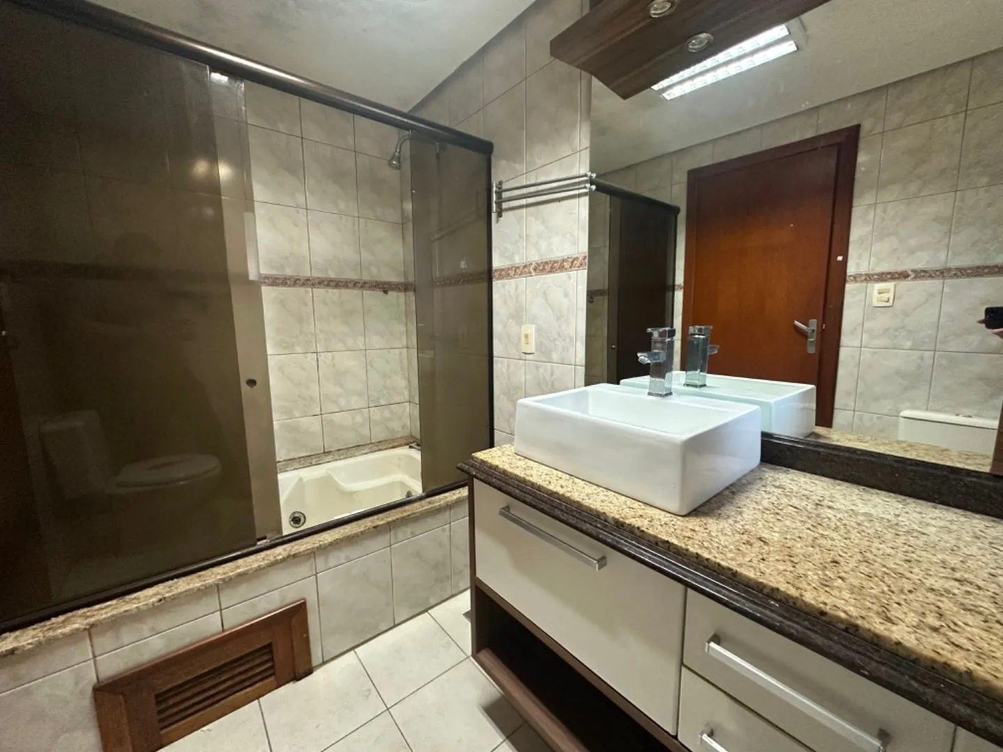 Imagem Apartamento com 3 dormitórios à venda, 114 m² por R$ 749.900,00 - Centro - Canoas/RS