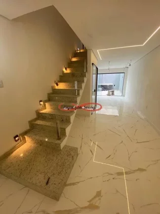 Imagem SOBRADOS DE TRÊS DORMITÓRIOS À VENDA NA CIDADE LÍDER - ZL SÃO PAULO.