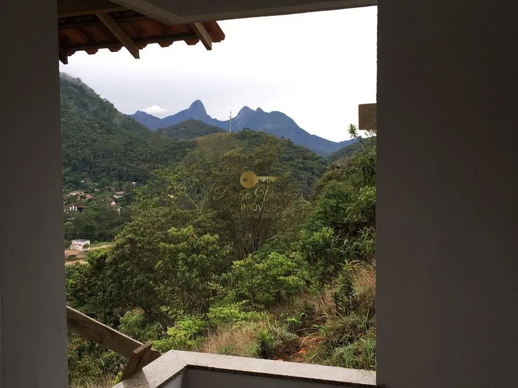 Imagem Casa em Condomínio para Venda em Teresópolis / RJ no bairro Albuquerque