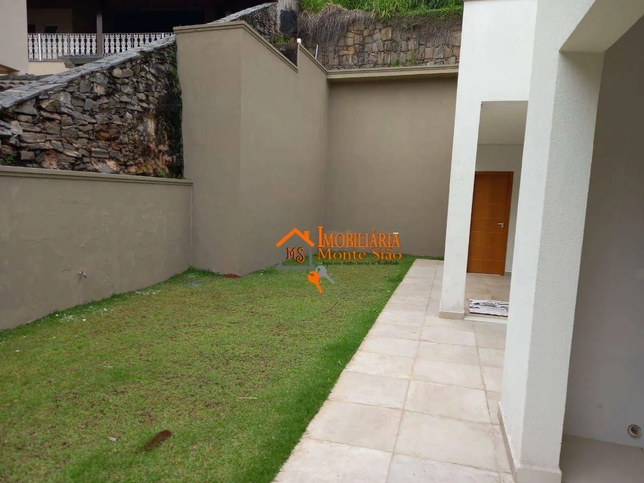 Imagem Casa com 3 dormitórios à venda, 250 m² por R$ 1.890.000,00 - Jardim Imperial Hills III - Arujá/SP