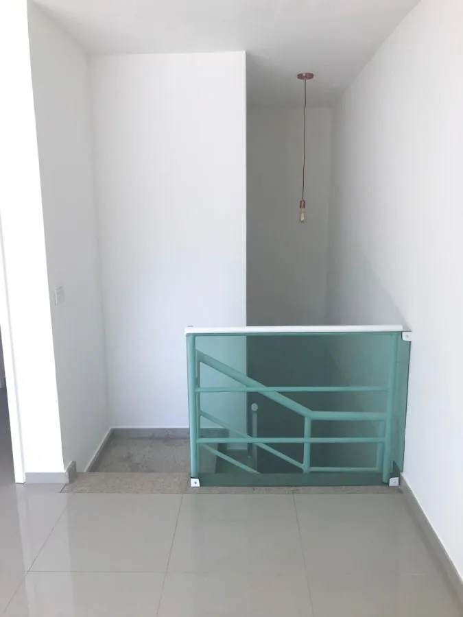 Imagem Cobertura para Venda em Petrópolis / RJ no bairro Samambaia