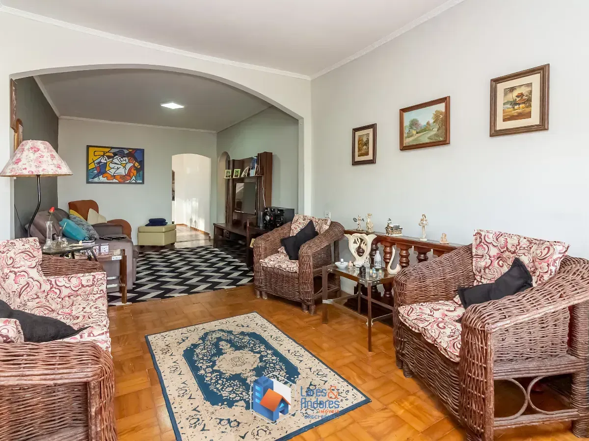 Imagem Sobrado para venda em Nossa Senhora do Ó com 3 quartos, sendo 1 suíte, 233m²