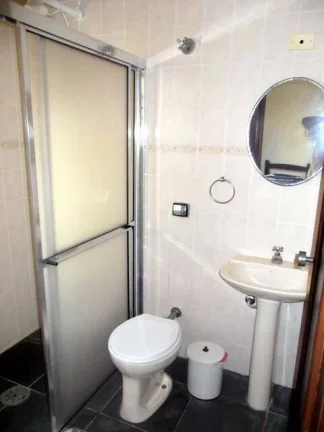 Imagem CASA COM PISCINA PERTINHO DA PRAIA