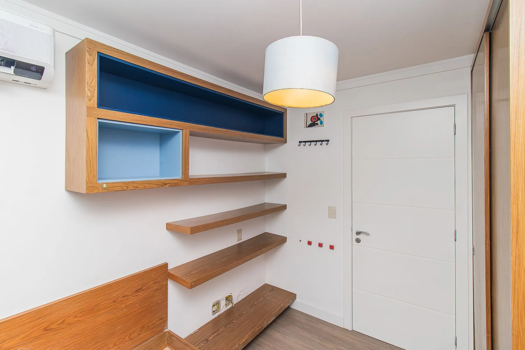 Imagem casa 271,84m²em condomínio 3 dormitórios 1 suite 3 vagas