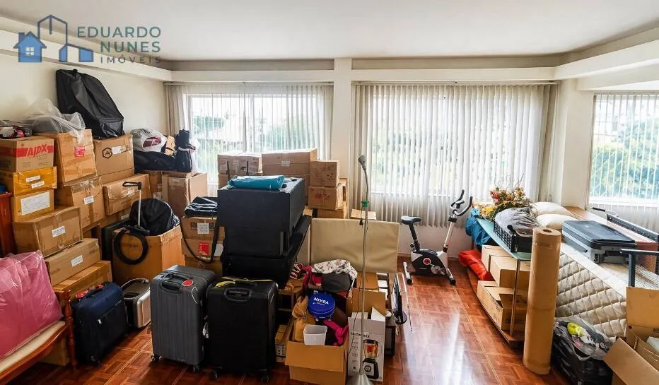 Imagem Casa à Venda no Santo Antônio, com 8 Quartos, 03 vagas, 396 m² de Lote
