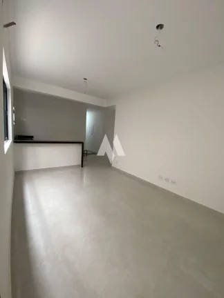 Imagem Casa Sobreposta Baixa 3 dormitórios, 2 vagas - Embaré / Santos