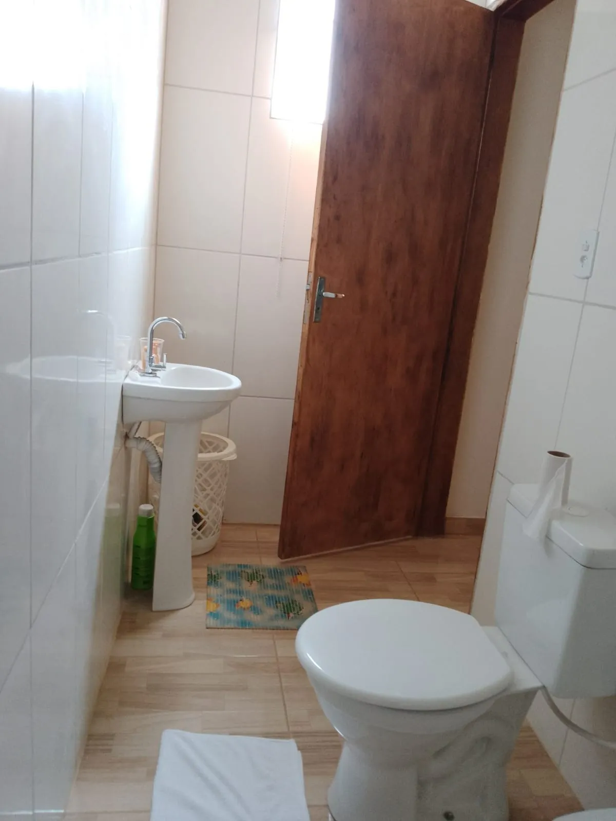 Imagem LINDA CASA COM TERRENO DE 1300M² !!