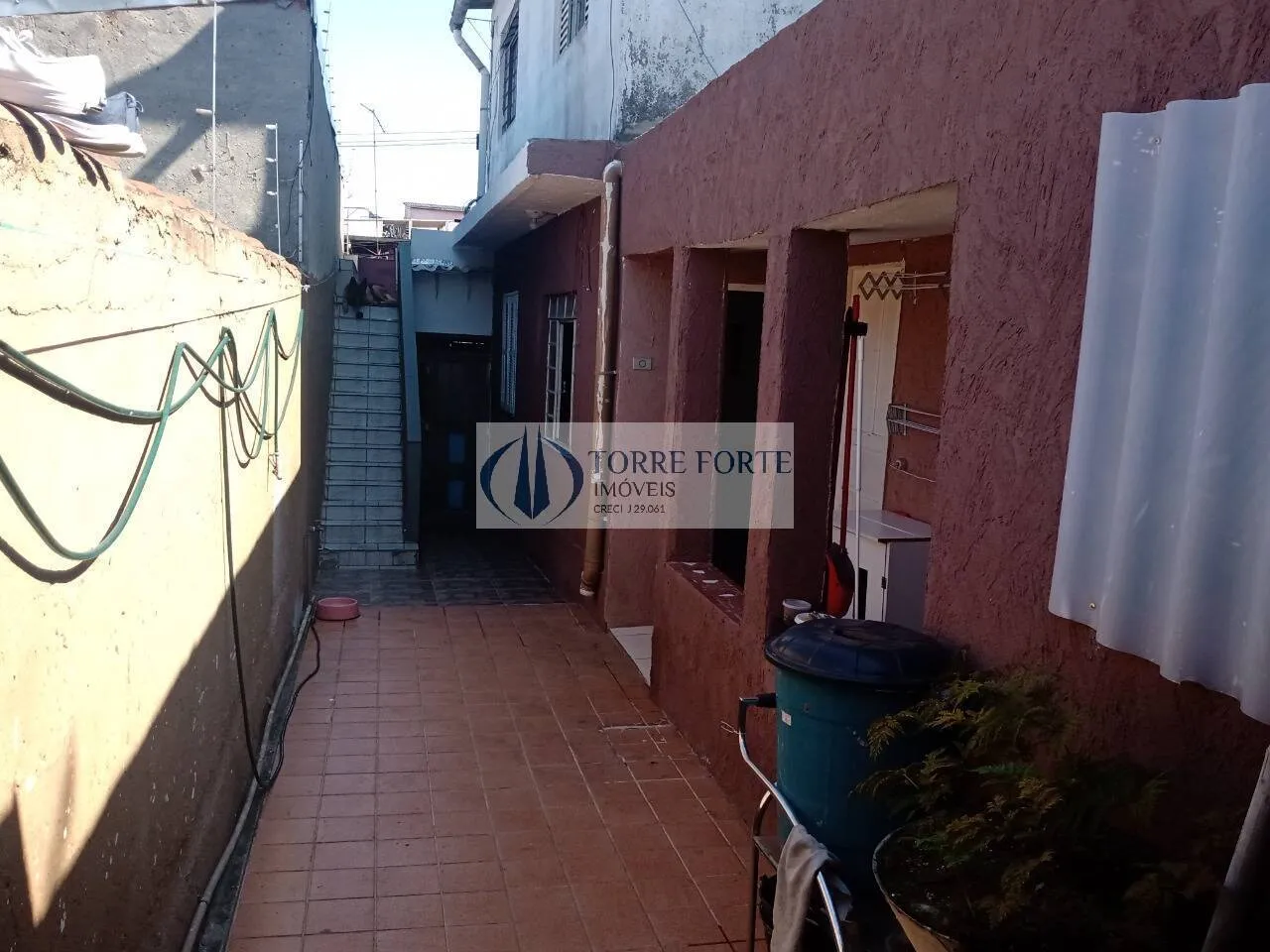 Imagem Casa com 4 dormitórios 3 banheiros na Vila Ema