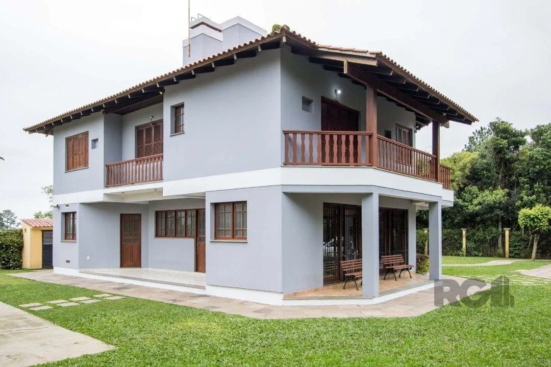Imagem Sobrado com 6 suites, lareira, lavabo, pátio - Bairro Belém Velho