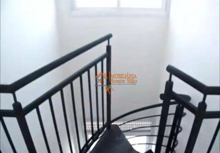 Imagem Apartamento Duplex com 2 dormitórios à venda, 86 m² por R$ 371.000,00 - Parque Primavera - Guarulhos/SP