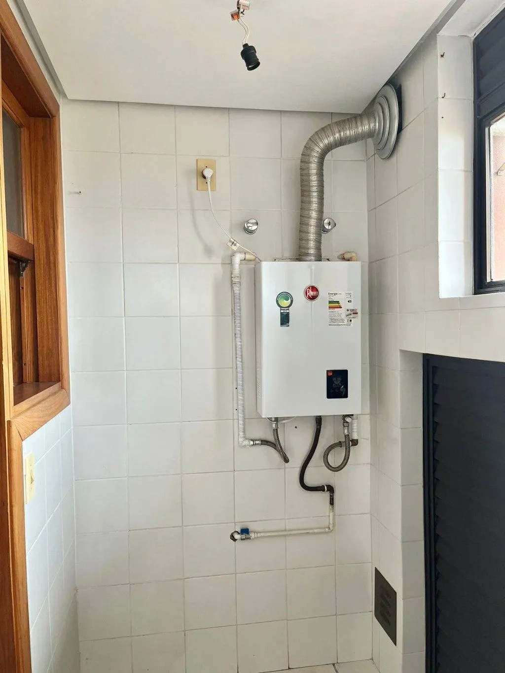 Imagem Apartamento de 4 dormitórios e 184m² à venda em Menino Deus, Porto Alegre.