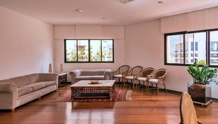 Imagem Flat disponível para venda no Contemporâneo Home e Service, com 42m², 1 dormitório e 1 vaga