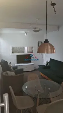 Imagem Casa Térrea Jardim D'Abril - 2 dormitórios com suíte - Vagas - Varanda